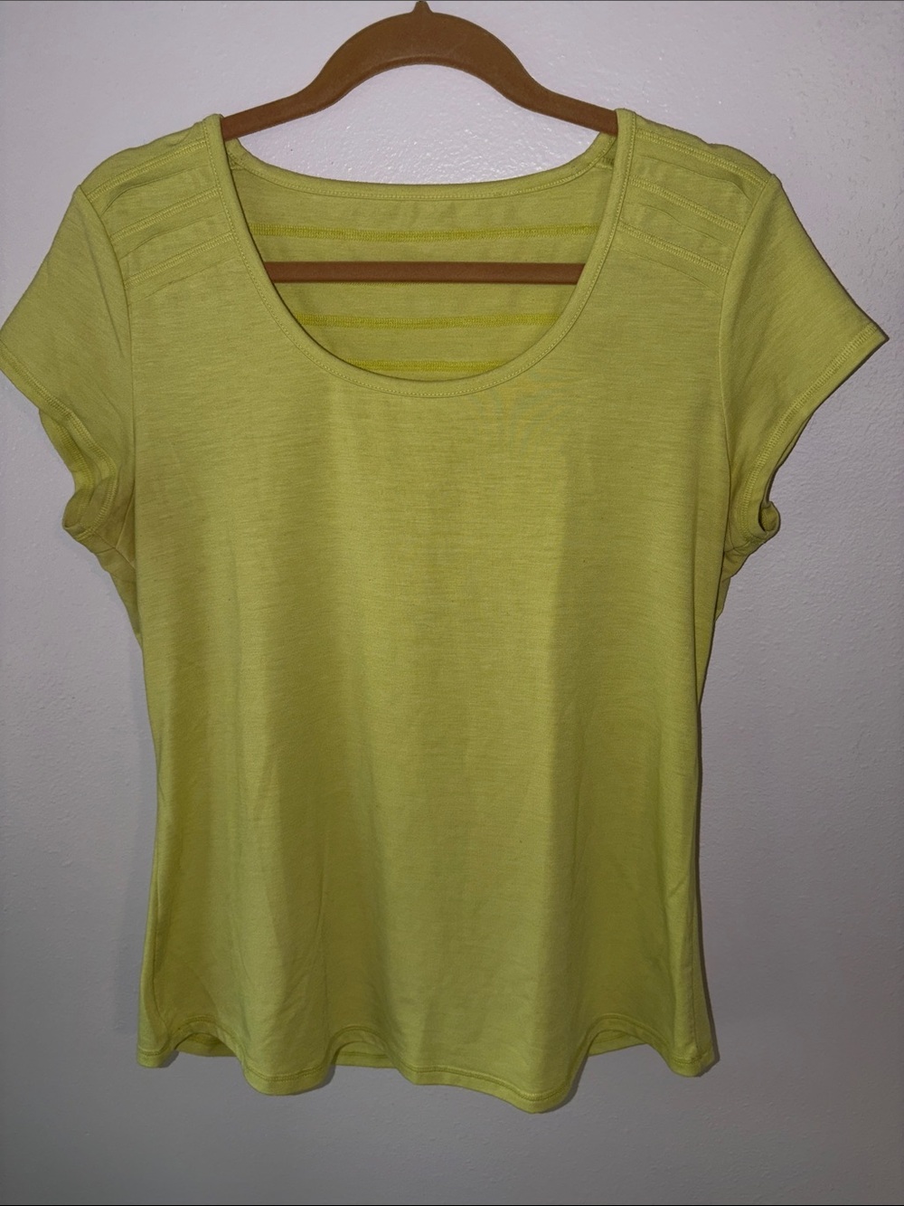Title Nine Scoop Neck Cap Sleeve Top - Lime Green, sz L